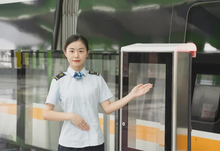 Yinfeng Section of Ningbo Rail Transit Line 3 open...